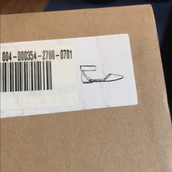 Sandals - Picture 1 of 5